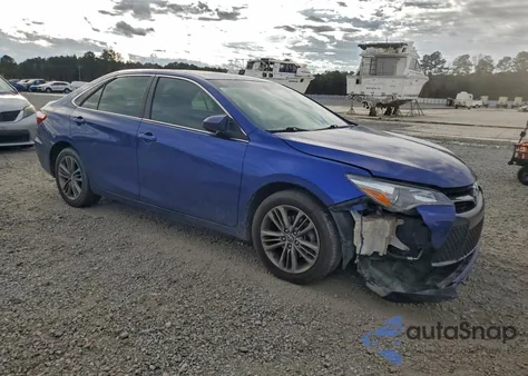 2015 Toyota Camry Le z USA, uszkodzony, nr VIN 4T1BF1FK7FU906343